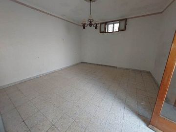 Appartamento in vendita a Ruvo di Puglia (BA) LARGHETTO COTUGNO, 2 foto 4
