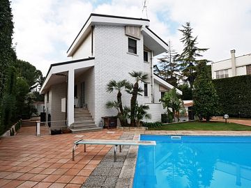 Villa in vendita a Bari (BA) VIA BITRITTO, 114/C foto 3