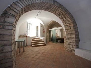 Negozio o Locale in vendita a Ruvo di Puglia (BA)  foto 6