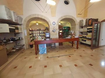 Negozio o Locale in affitto a Ruvo di Puglia (BA)  foto 2