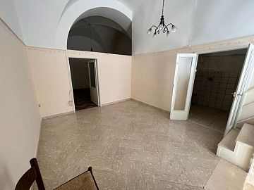 Casa indipendente in vendita a Ruvo di Puglia (BA)  foto 2