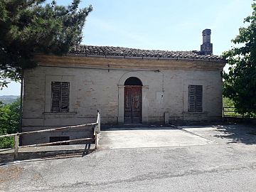 Casa indipendente in vendita a Chieti (CH) via luigi renzetti foto 1