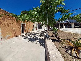 Vendita Casa indipendente in V a Ruvo di Puglia