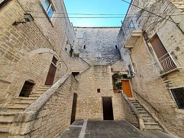 Casa indipendente in vendita a Ruvo di Puglia (BA)  foto 4