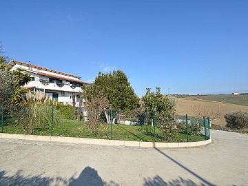 Villa bifamiliare in vendita a Città Sant'Angelo (PE) Strada Sant'Agnese foto 27