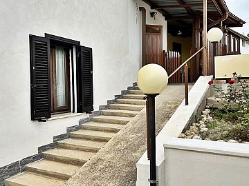Casa indipendente in vendita a Elice (PE) Strada Marina Ulteriore 20 foto 6