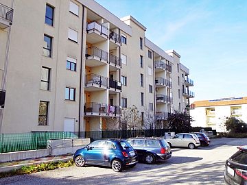 Appartamento in vendita a Chieti (CH) via bari foto 2