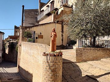 Casa indipendente in vendita a Bucchianico (CH) via Sant,Onofrio,14 foto 1