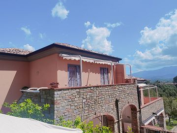 Appartamento in vendita a Casal Velino (SA) via piani foto 2