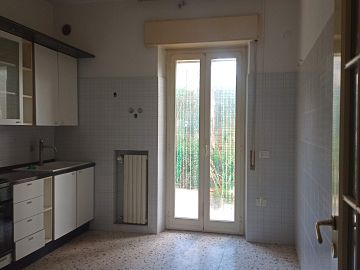 Appartamento in vendita a Chieti (CH) via sciucchi foto 9