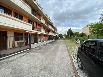 Garage in vendita a San Giovanni Teatino (CH)  foto 2