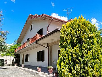 Villa bifamiliare in vendita a Alanno (PE)  foto 14