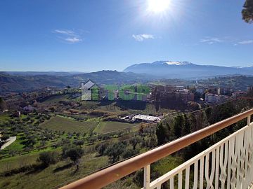 Appartamento in vendita a Chieti (CH) Via Eugenio Bruno foto 2