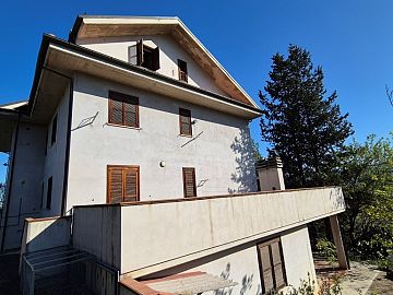 Villa bifamiliare in vendita a Chieti (CH) via per popoli foto 2