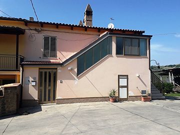 Appartamento in affitto a Chieti (CH) via e. serrano foto 1