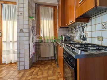 Attico in vendita a Chieti (CH) Via Santarelli foto 9