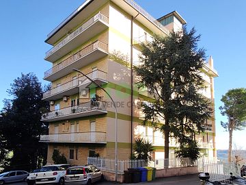 Appartamento in vendita a Chieti (CH) Via E. Bruno foto 2