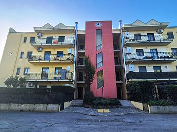 Appartamento in vendita a Manoppello (PE) via staccioli foto 4