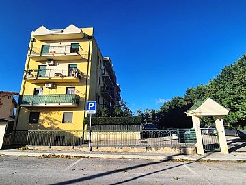 Appartamento in vendita a Manoppello (PE) via staccioli foto 3