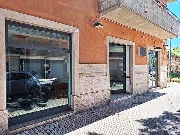 Negozio o Locale in vendita a Pescara (PE)  foto 20