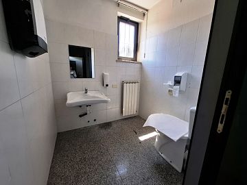 Negozio o Locale in vendita a Pescara (PE)  foto 15