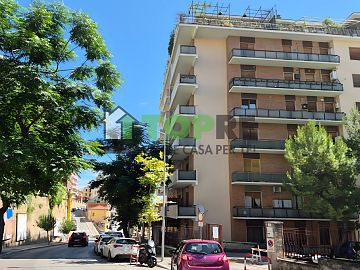 Appartamento in vendita a Chieti (CH) Viale Amendola foto 2