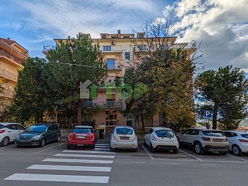 Appartamento in vendita a Chieti (CH) Via C. Spatocco foto 2