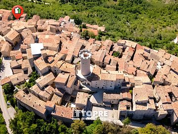 Casa indipendente in vendita a Santo Stefano di Sessanio (AQ) Via Battisti foto 2