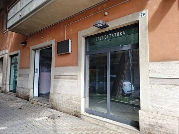 Negozio o Locale in affitto a Pescara (PE)  foto 19