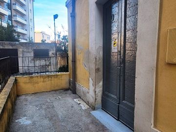 Magazzino o deposito in affitto a Chieti (CH) via c. de laurentiis foto 2