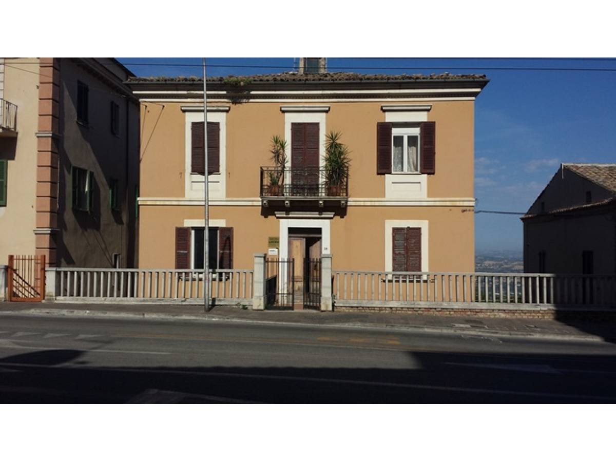 Appartamento in vendita in VIA ASINIO HERIO,36 zona Porta Pescara - V. Olivieri a Chieti - 968219 foto 1