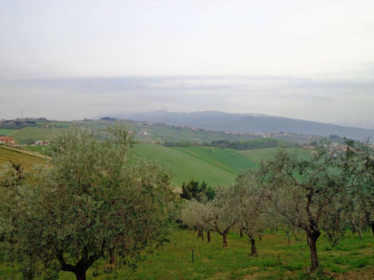Residential building lot for sale in colle sant'antonio  at Bucchianico - 598108 foto 5