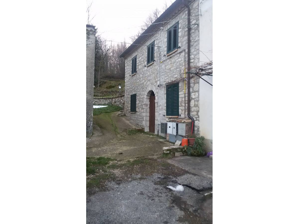 Casale o Rustico in vendita in contrada Fratte  a Pietrabbondante - 254709 foto 2