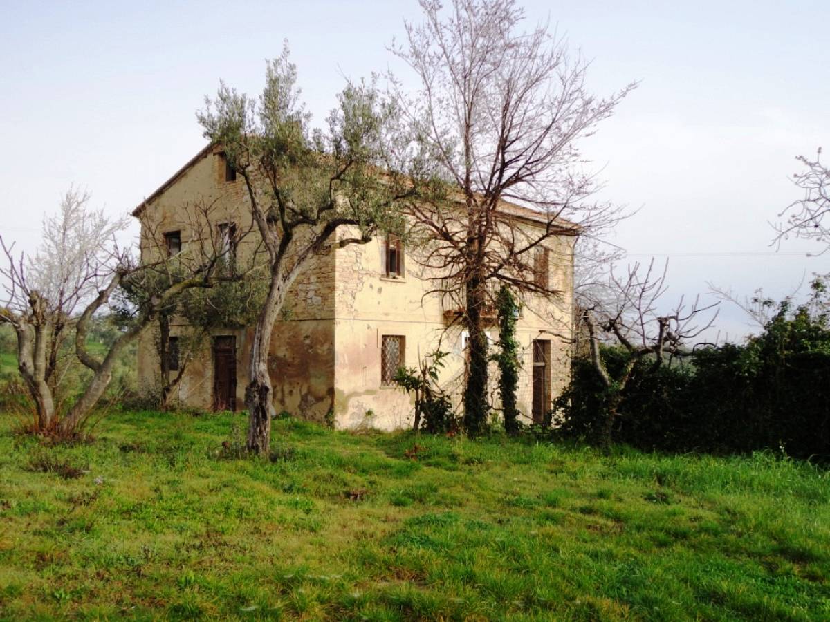 Rural house or Rustic for sale in contrada colle pascucci  at Orsogna - 294861 foto 1