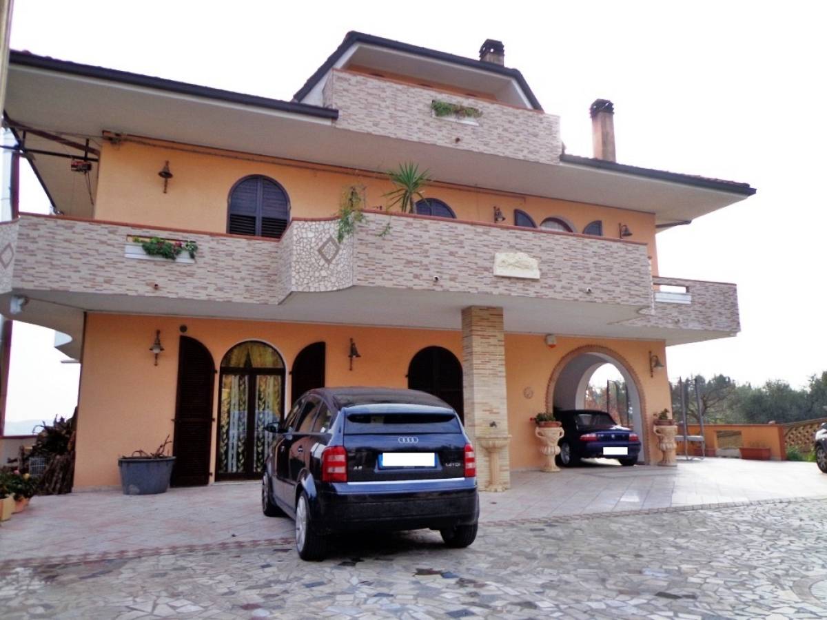 Villa bifamiliare in vendita in via vaschiola  a Torrevecchia Teatina - 707876 foto 11