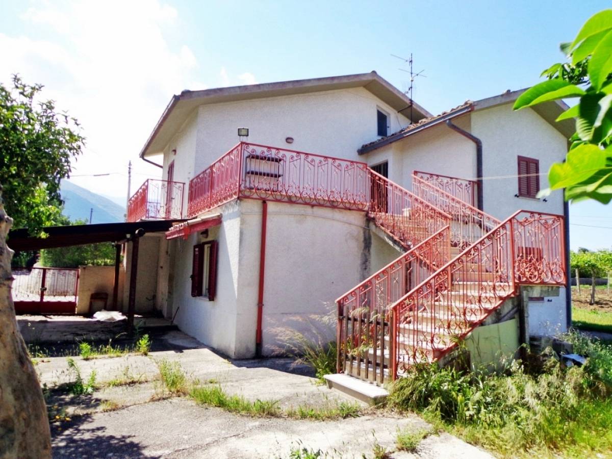 Casa indipendente in vendita in contrada piano la roma  a Casoli - 463663 foto 2