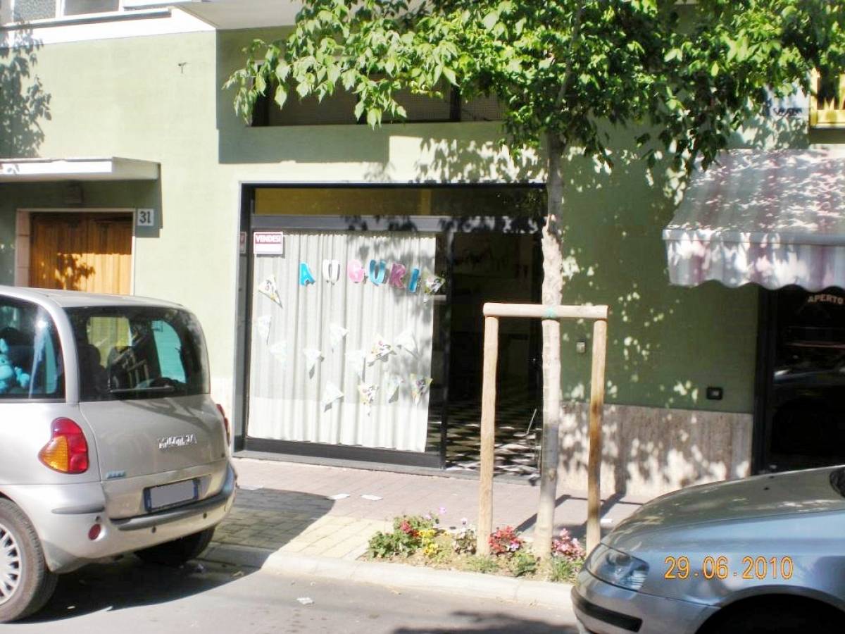 Negozio o Locale in vendita in via vasto zona Scalo Stazione-Centro a Chieti - 619450 foto 1