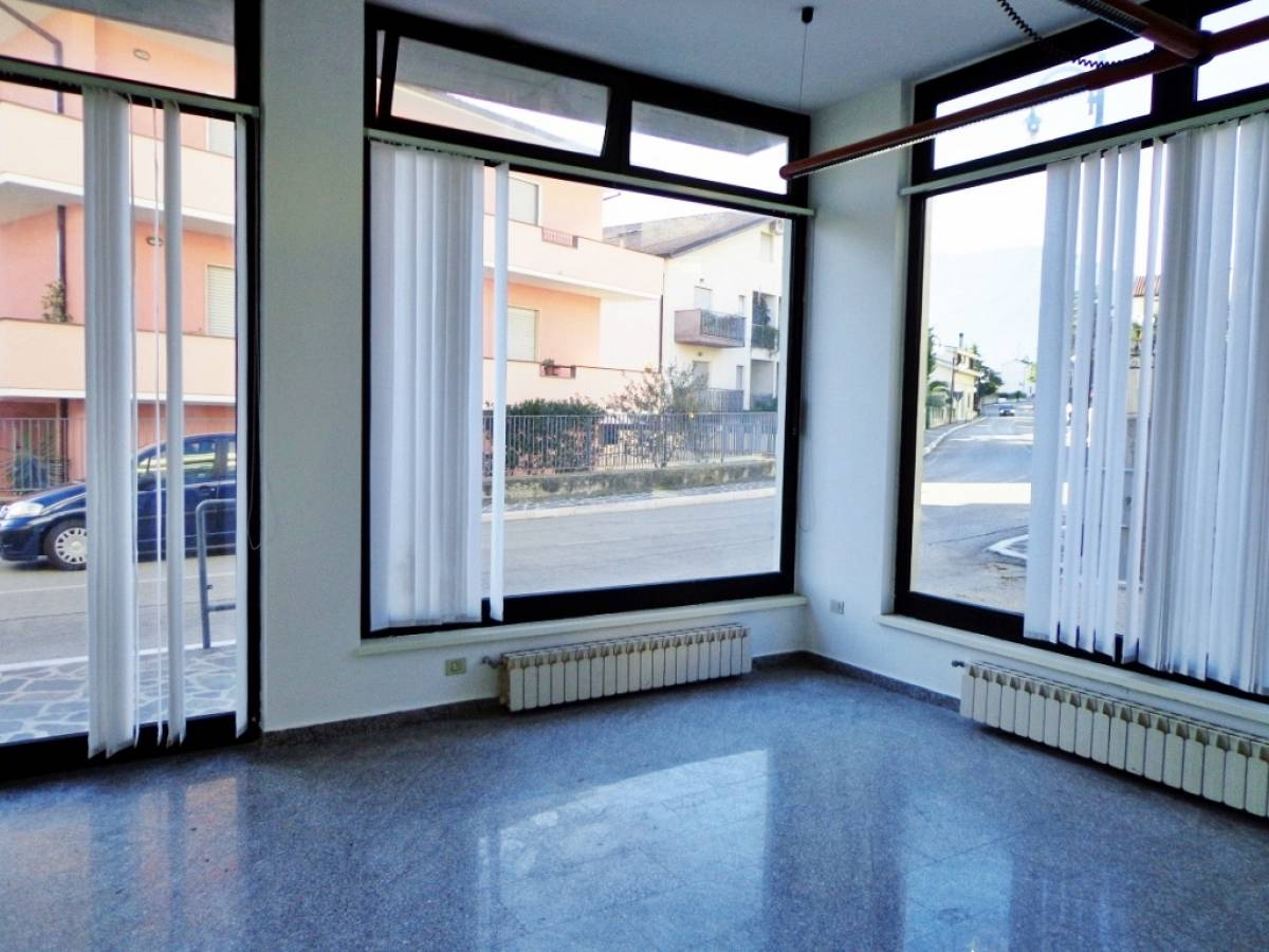  for sale in strada provinciale 76  at Torre de' Passeri - 386335 foto 5