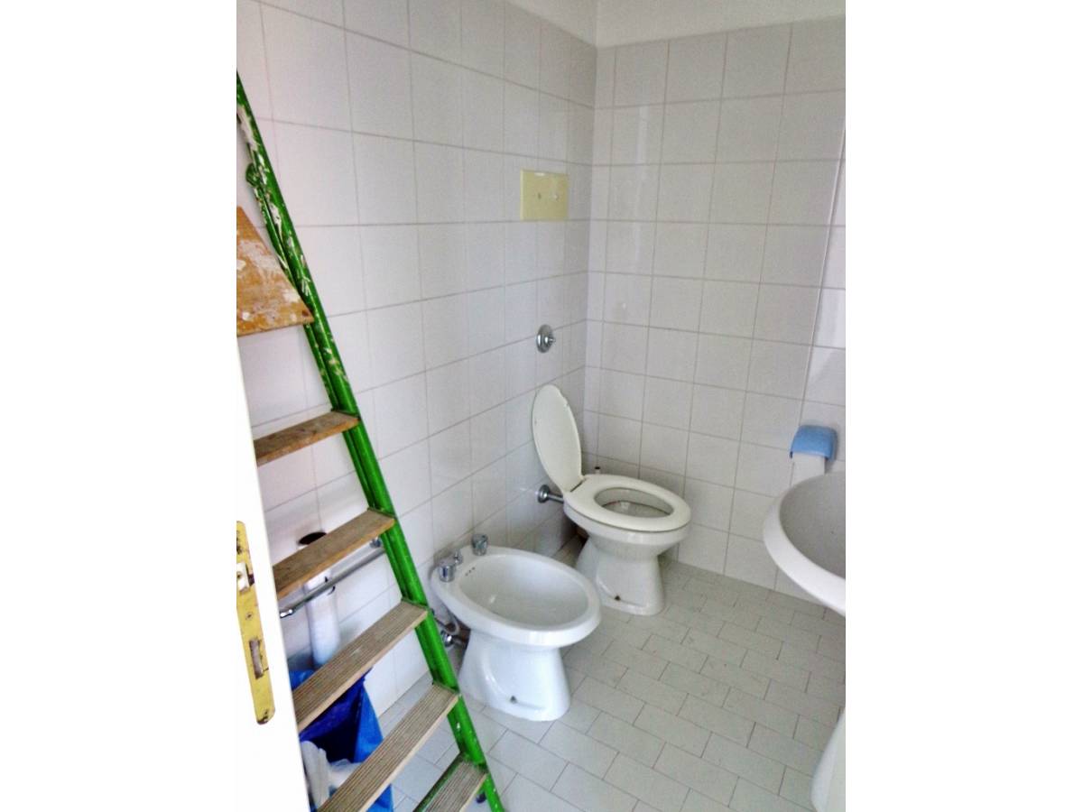  for sale in strada provinciale 76  at Torre de' Passeri - 386335 foto 8