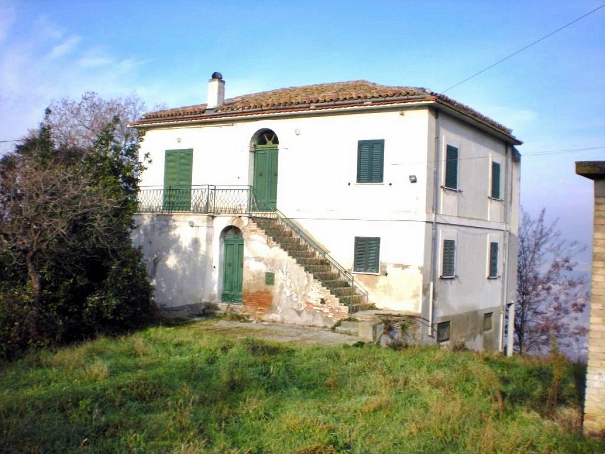 Casale o Rustico in vendita in contrada costa cola  a Bucchianico - 819890 foto 1