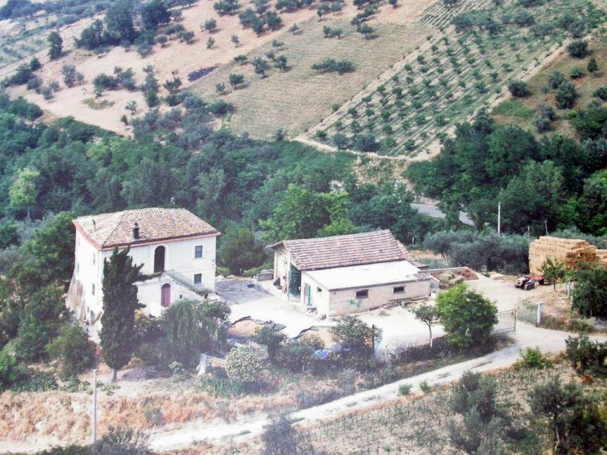 Casale o Rustico in vendita in contrada costa cola  a Bucchianico - 819890 foto 2