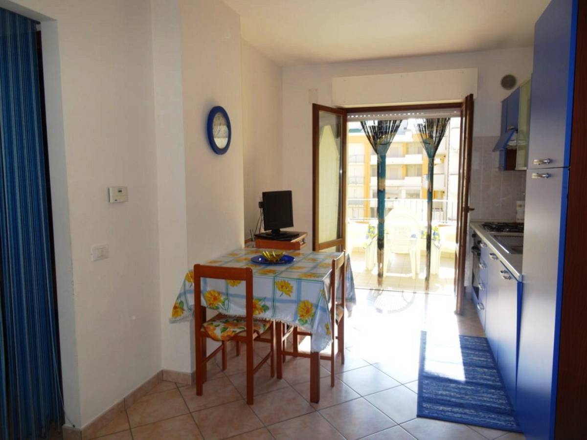 Appartamento in vendita in Via Legnano  a Alba Adriatica - 115927 foto 3
