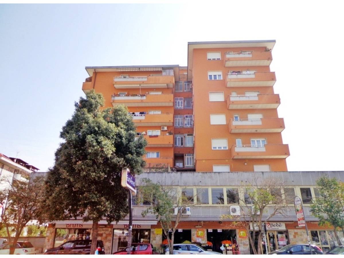 Appartamento in vendita in viale abruzzo zona Scalo Stazione-Centro a Chieti - 4642900 foto 1
