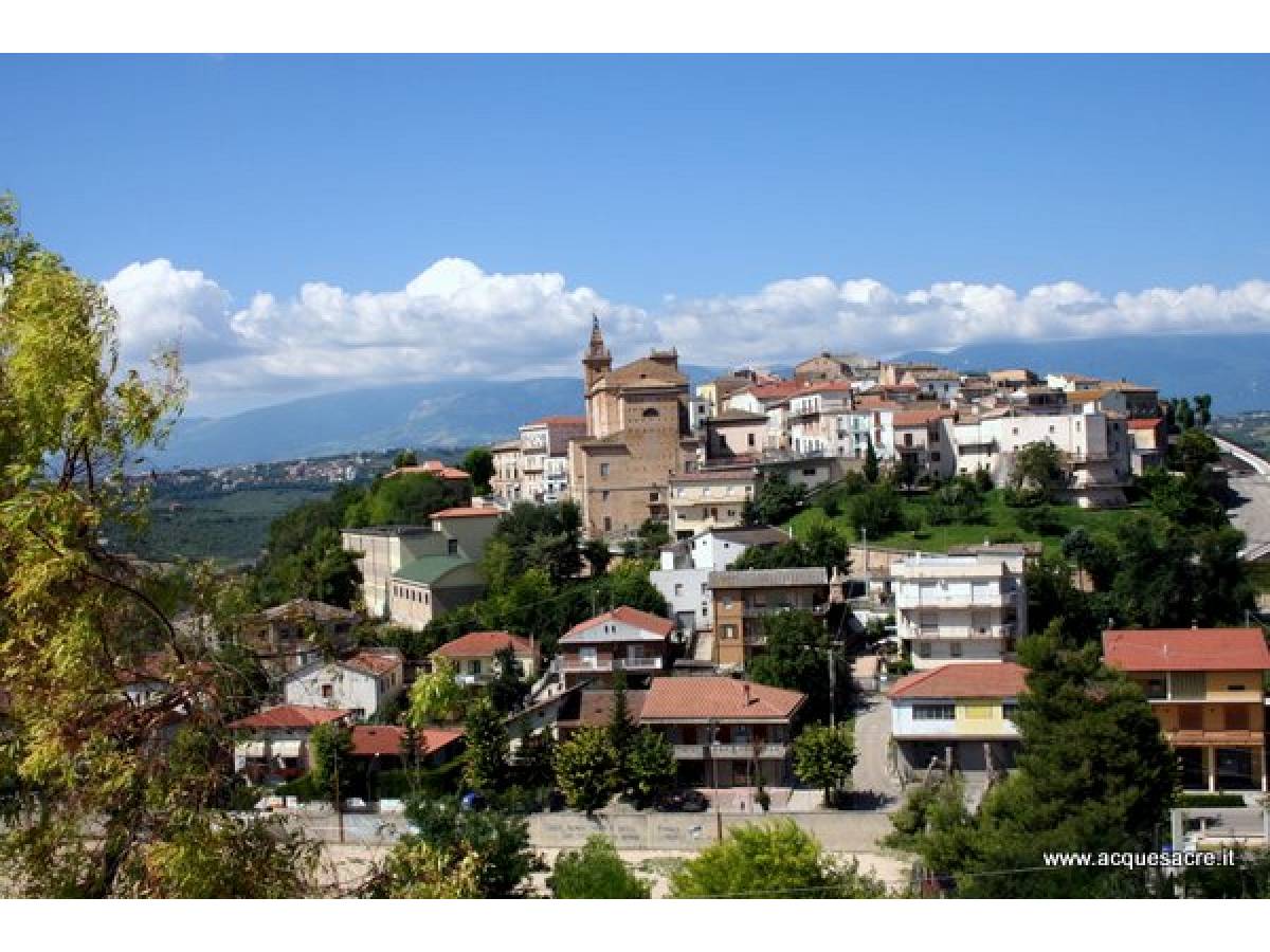 Casale o Rustico in vendita in Borgo Feretti,6  a Collecorvino - 9695157 foto 1