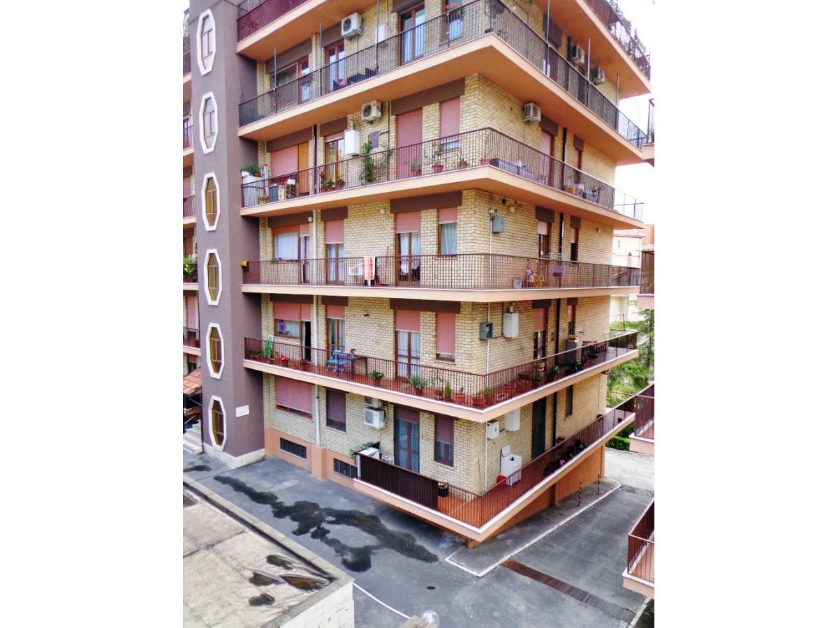 Appartamento in vendita in via genarale carlo spatocco zona Filippone a Chieti - 3045905 foto 2