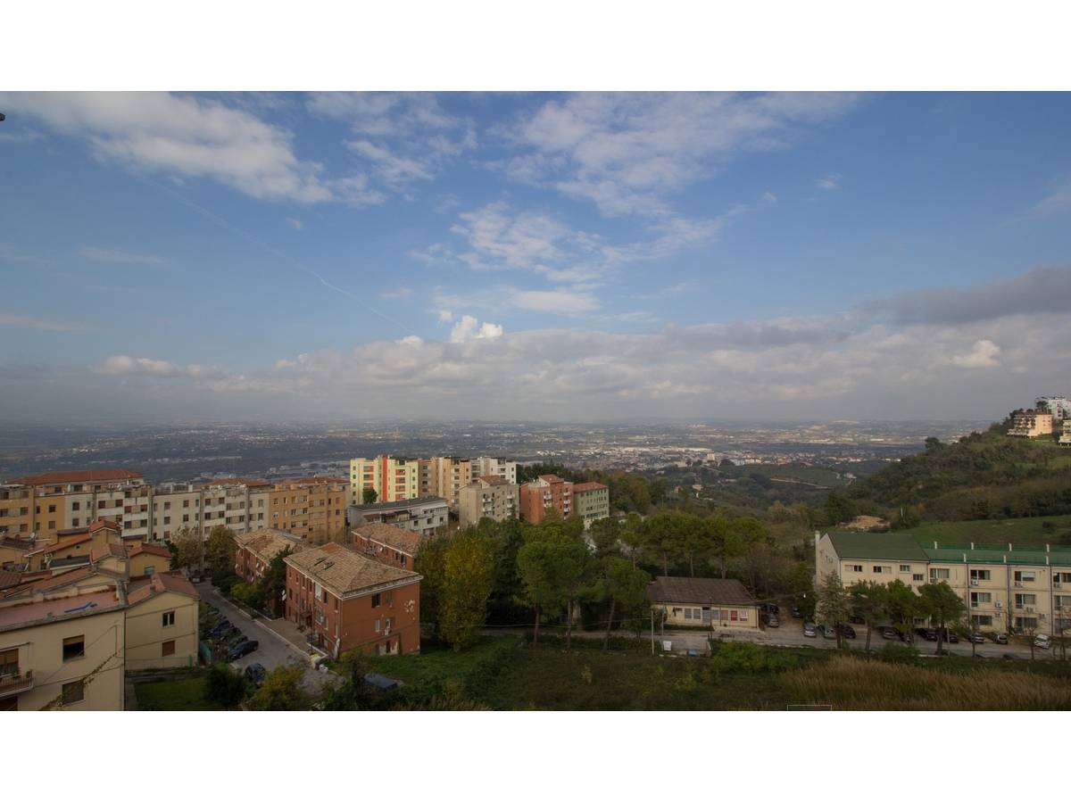 Apartment for sale in Via Madonna degli Angeli  in Mad. Angeli-Misericordia area at Chieti - 9242185 foto 5