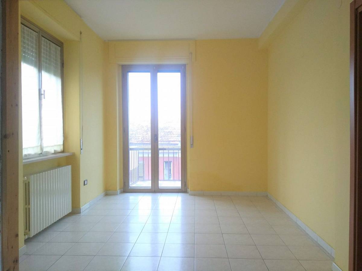 Appartamento in vendita in Via delle Acacie zona Mad. Angeli-Misericordia a Chieti - 6879703 foto 3