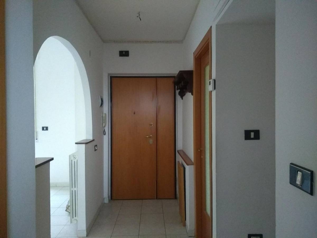 Appartamento in vendita in Via delle Acacie zona Mad. Angeli-Misericordia a Chieti - 6879703 foto 5