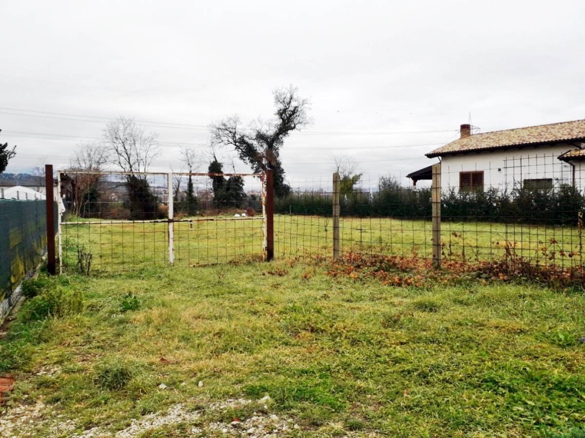 Residential building lot for sale in via eleonora duse  at Cepagatti - 5400527 foto 1