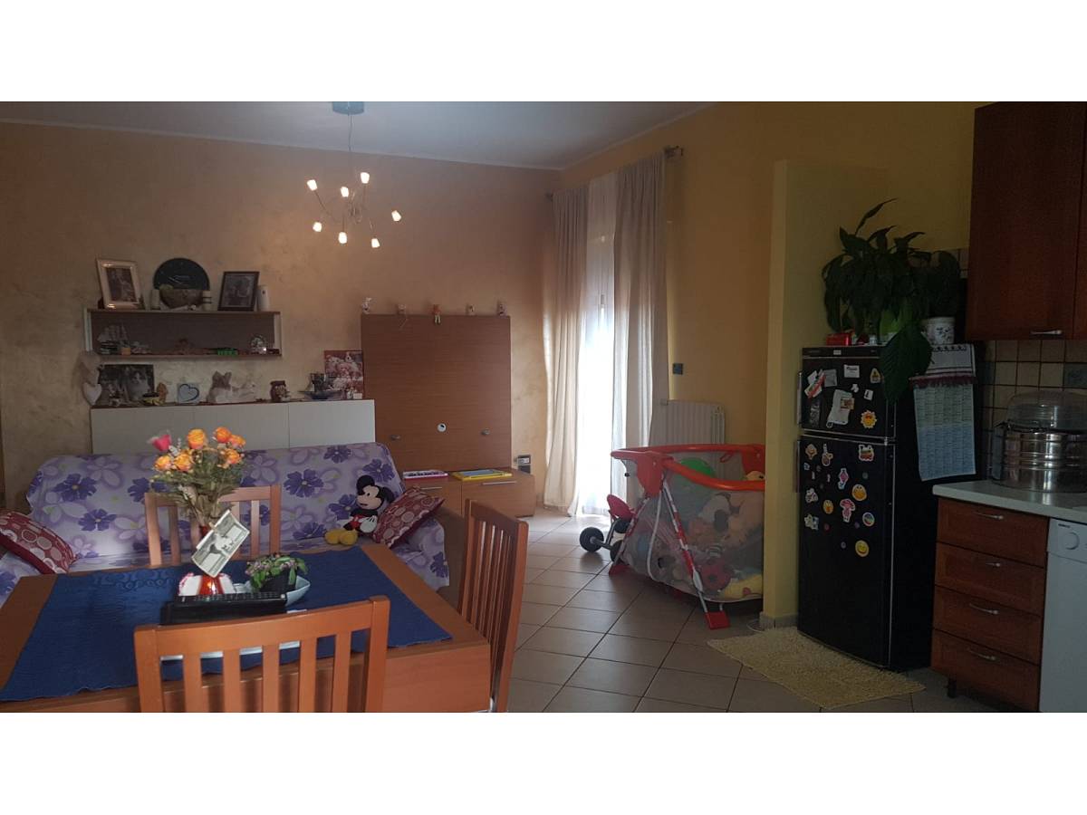 Appartamento in vendita in VIA SANTA MARIA  a Collecorvino - 1225098 foto 1